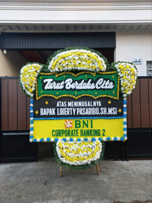 Papan Bunga Duka di Sintuk